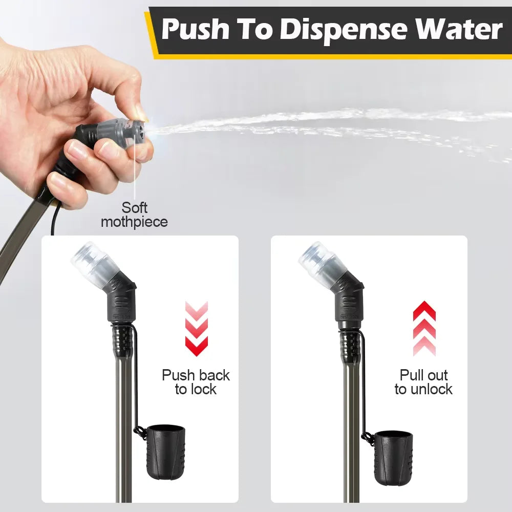 Bite valve on the drinking tube: push to lock, pull to open